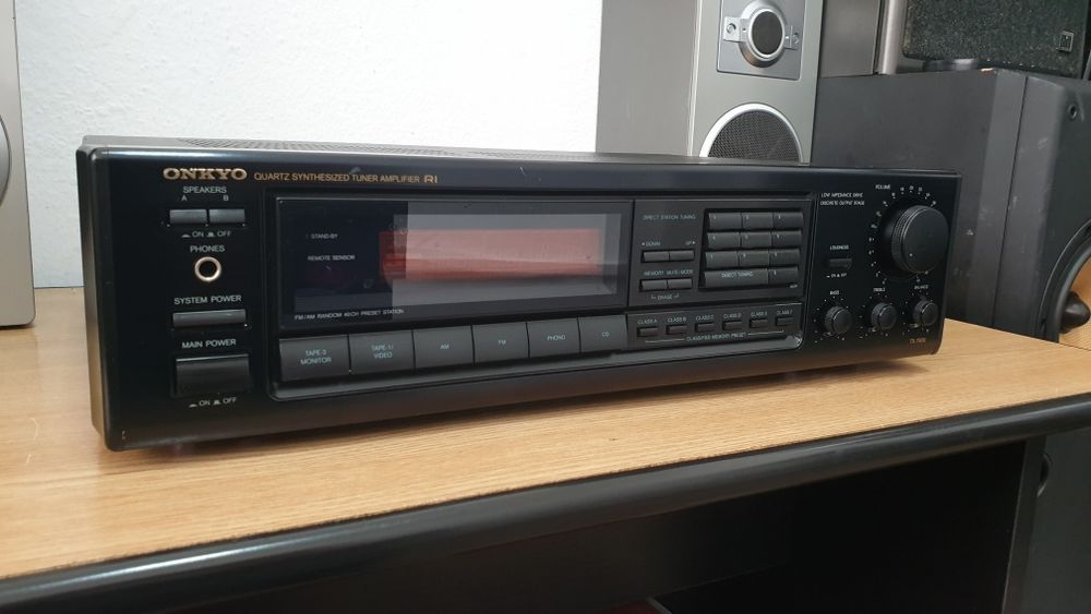 Amplituner Onkyo TX-7920