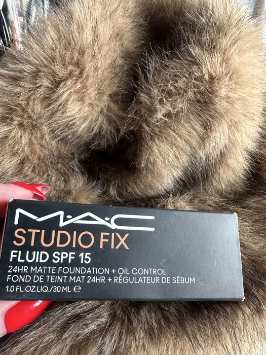 Фон дьо тен Mac studio fix