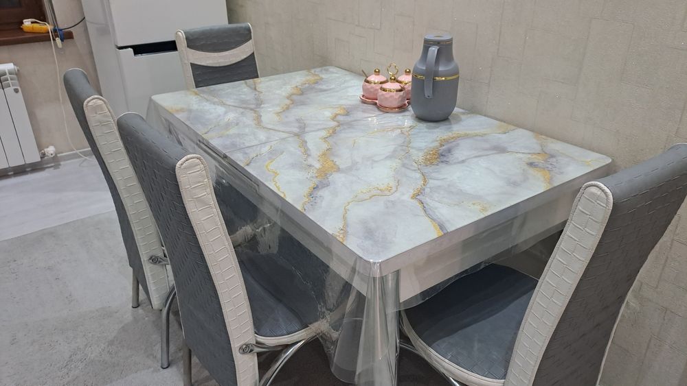 Стол стул. Нархи 1.5 млн сум