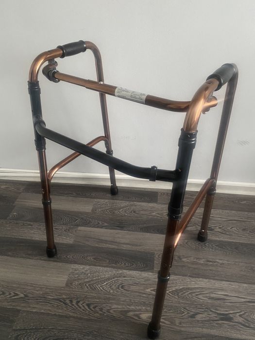 НОВА проходилка