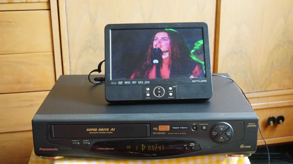 Video recorder VHS Panasonic NV-SD400