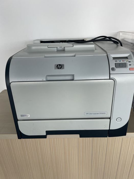 HP Color laserjet CP2025