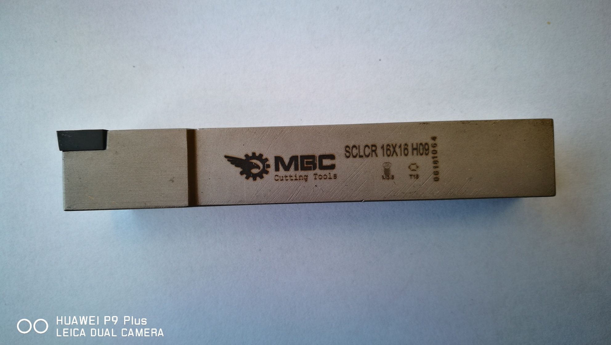 Държач със сменяеми пластини MBC (CCMT-09)