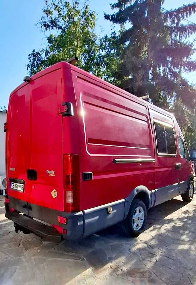 Бус Iveco Daily 35s12