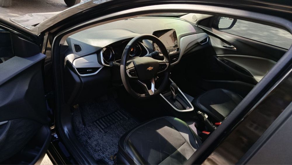 Onix Premier Turbo 2023 поз 5