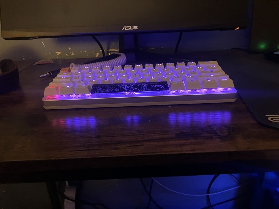 Клавиатура Glorious GMMK ice бяла