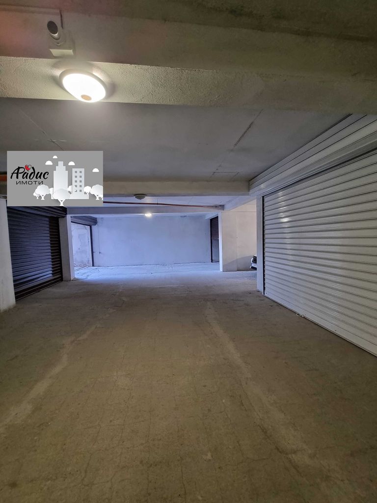 Продава се Тристаен апартамент в Стара Загора, Самара 1 - 129 кв.м за 892 €/кв.м - Снимка #13