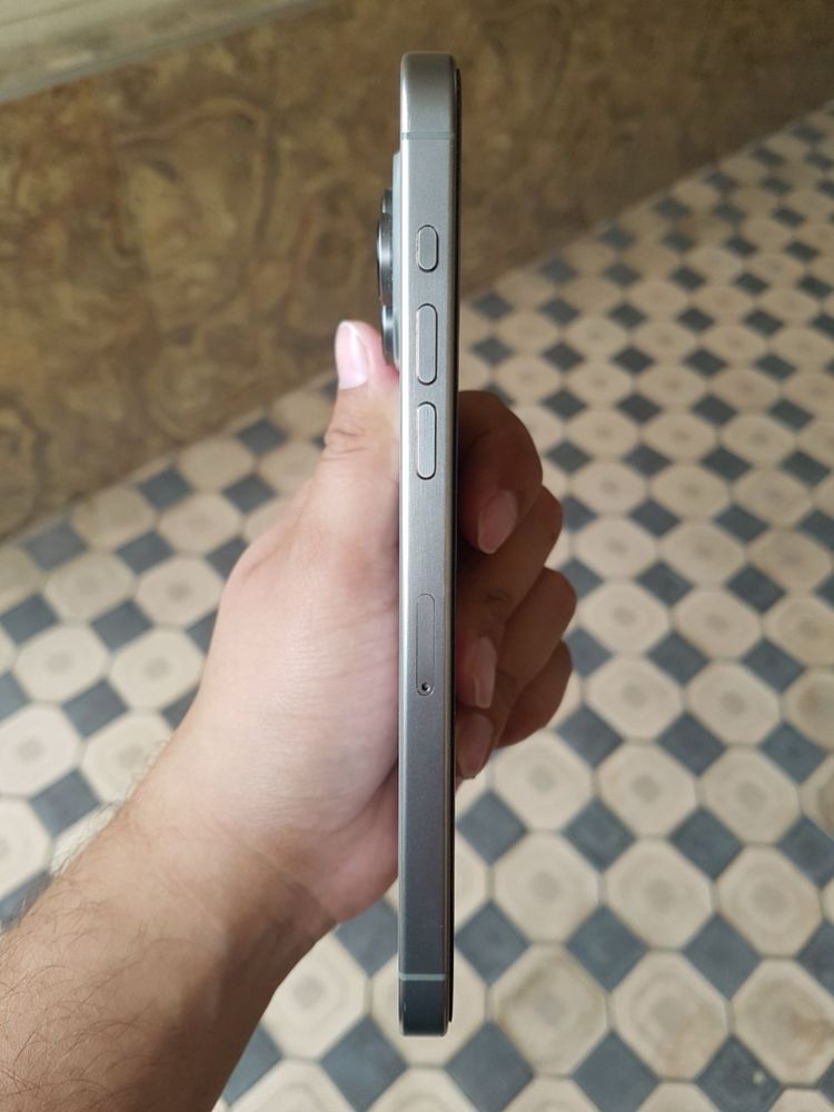 Iphone 15 pro max 256 ideal