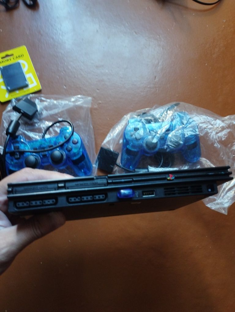 PS2 slim playstation2 sotiladi +bonusga TV