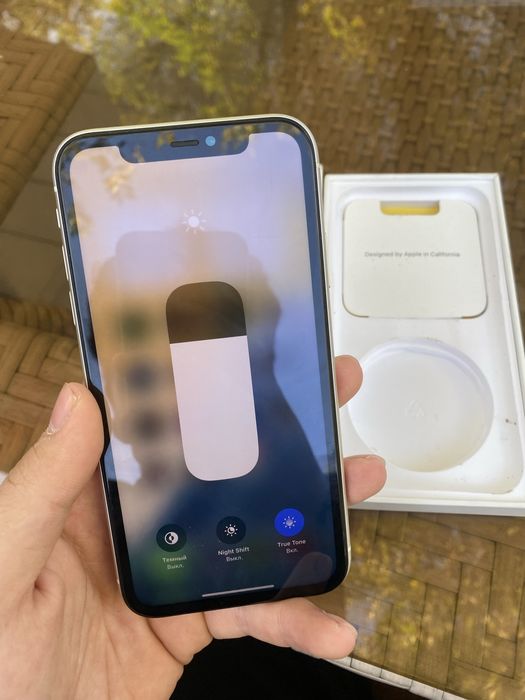iPhone 11 в хорошем состоянии