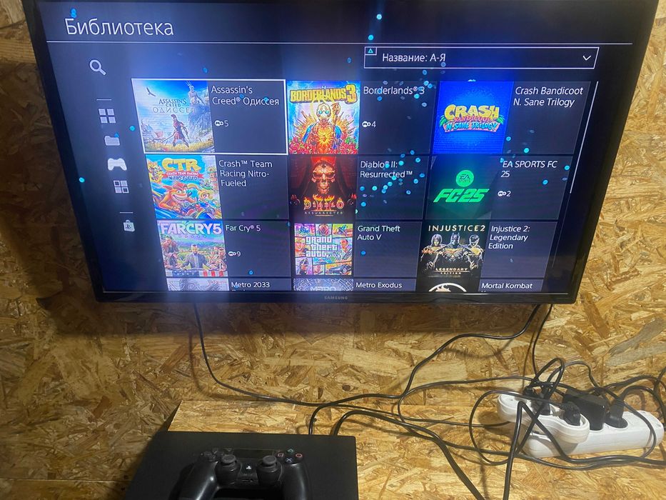 Ps4 pro 1tb/2 джойстика/13.02 с играми