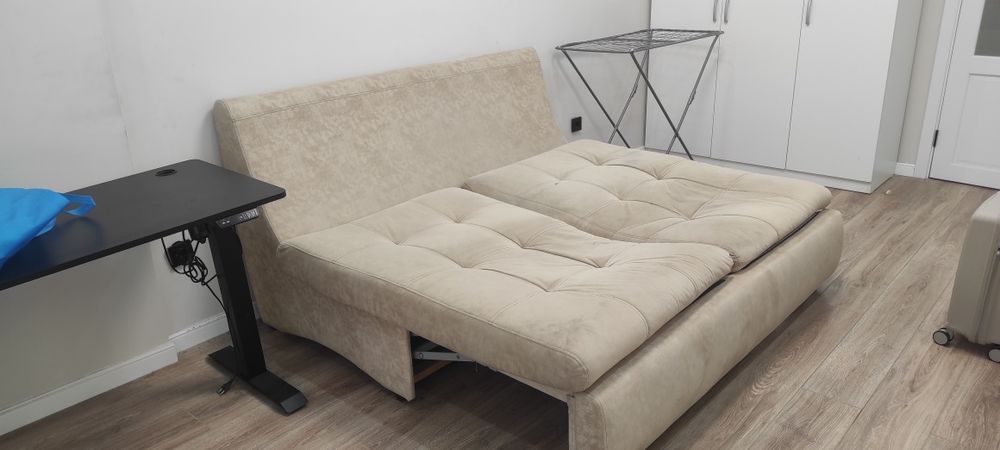 Продается раскладной диван