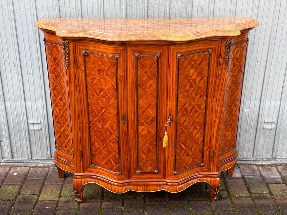 Италиански комод в стил Наполеон III