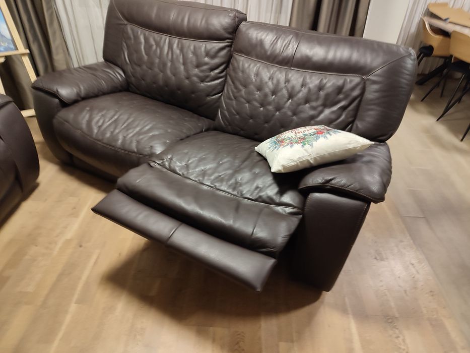 Продавам диван с релакс механизъм