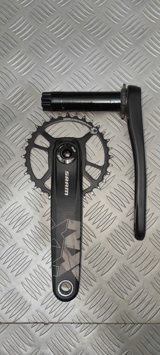Курбели Sram NX EAGLE DUB 32T черен