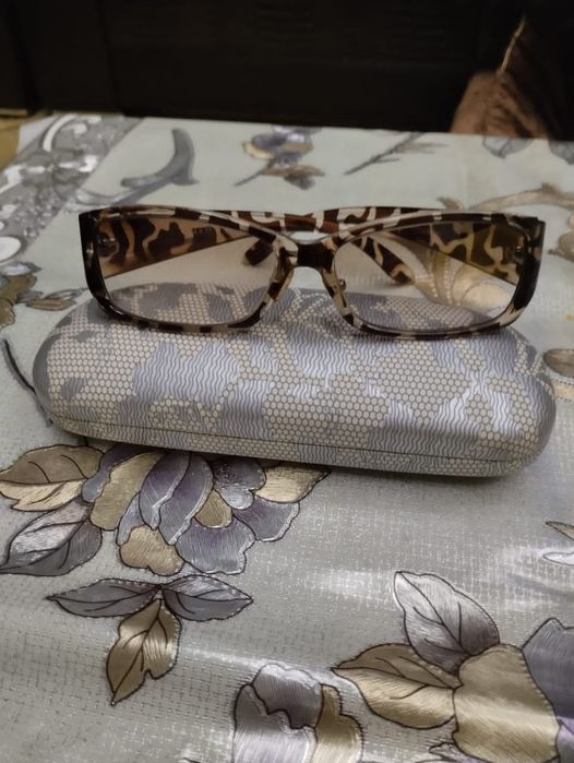 Продам очки новые