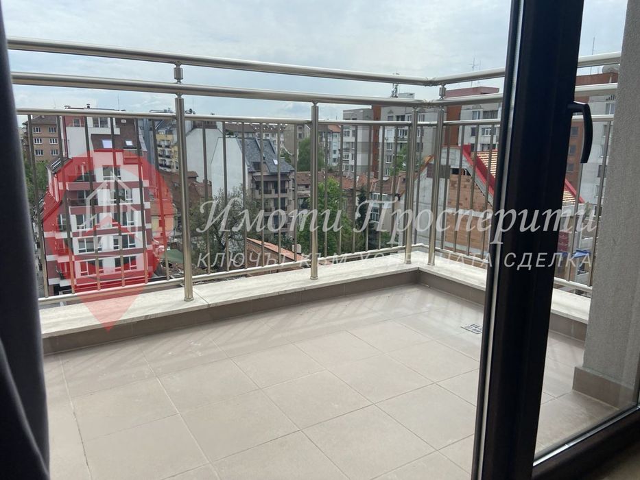 Дава се под наем Тристаен апартамент в София, Център - 81 кв.м за 700 € - Снимка #11