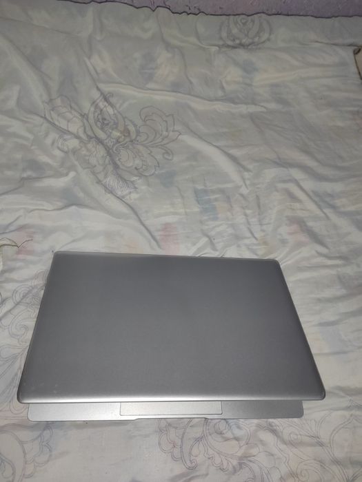 Netbuk yangi narxi 1 mln 200 bulishi