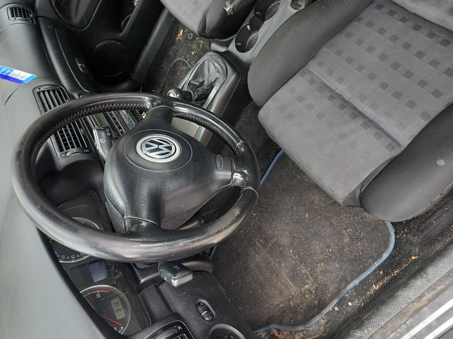 Фолцваген пасатБ5