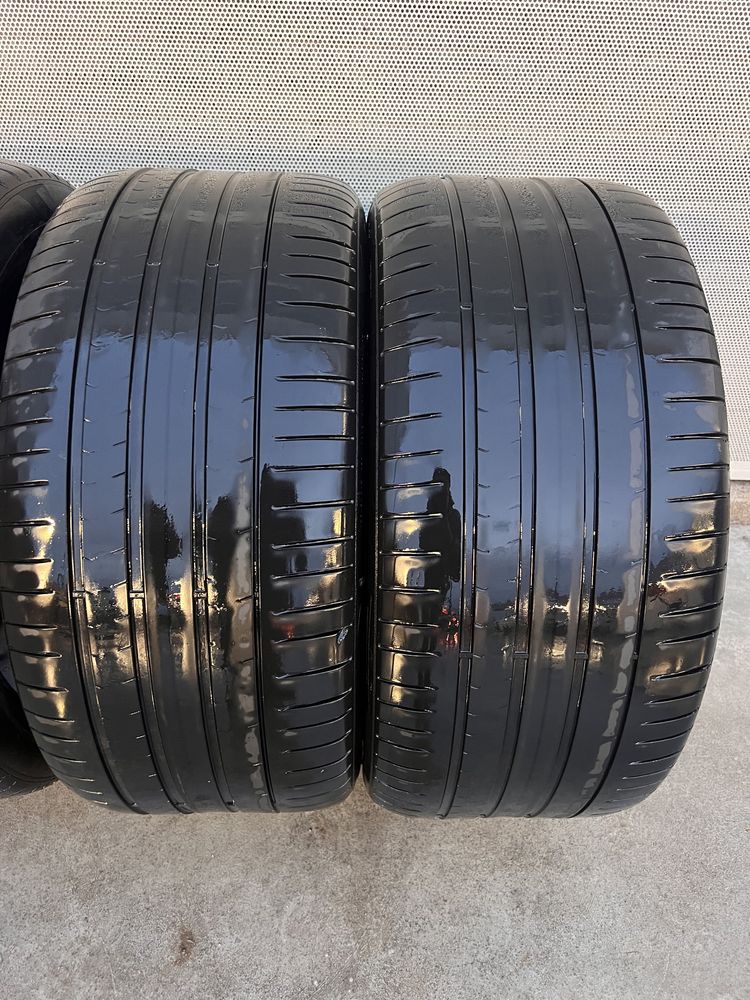 Set complet cauciucuri runflat Pirelli Pzero vara R21 275,315