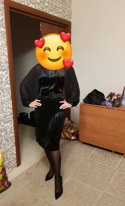 Черное платье велюр