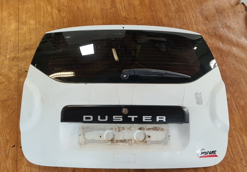Hayon / Capota portbagaj Dacia Duster 1 , an 2010- 2016