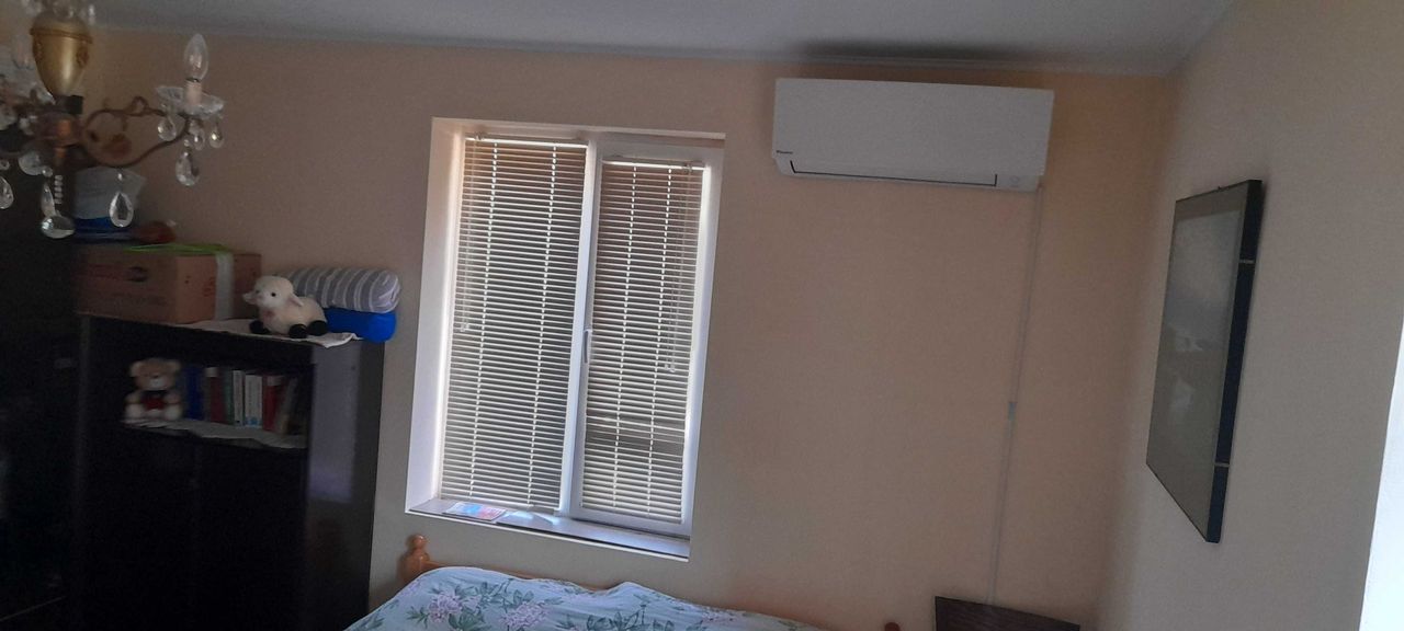 Продава се Тристаен апартамент в Варна, Колхозен пазар - 61 кв.м за 1968 €/кв.м - Снимка #10