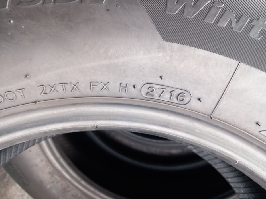 Hankook 215 70 r16 iarna