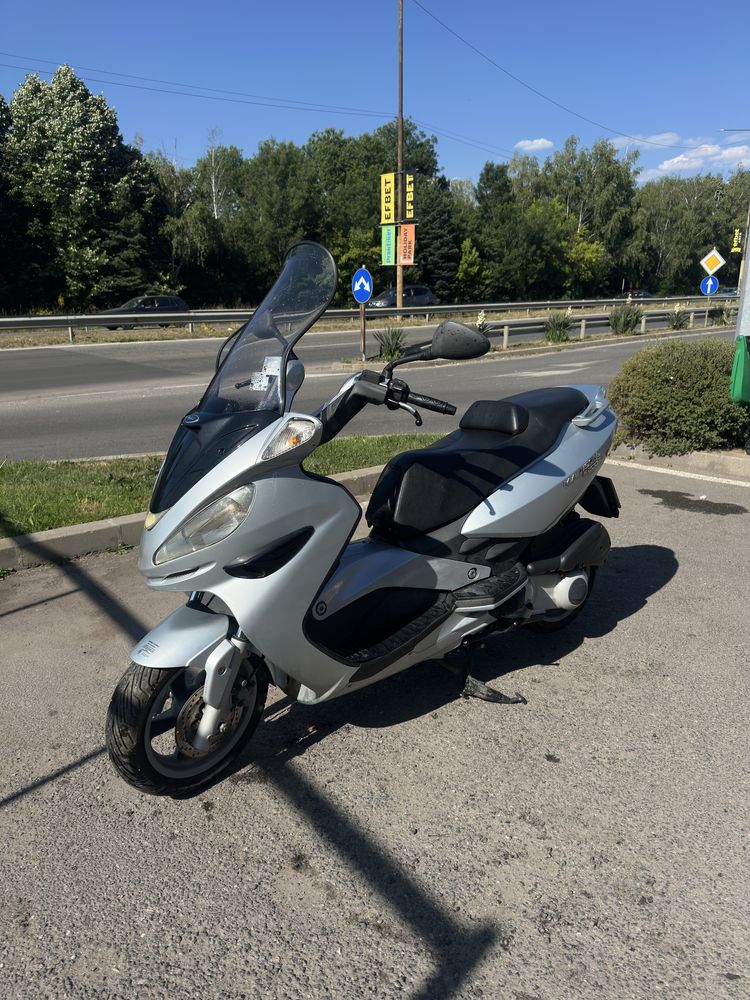 Malaguti madison s200
