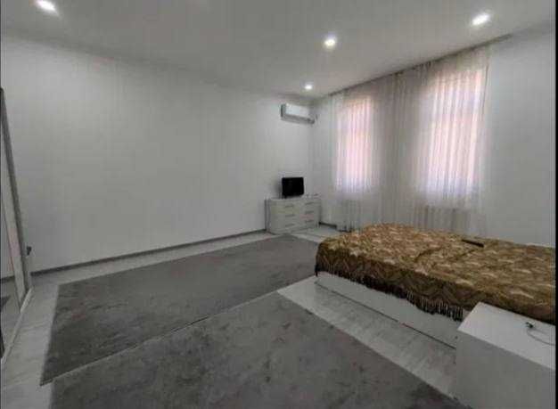 ул.Нукус (Катта Мирабад) | Айбек 11-комнат 9-соток 620 м2 [ДМ-005]