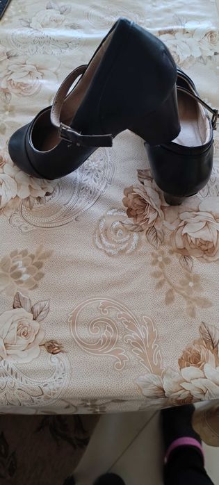 Черни обувки от естествена кожа с ортопедична подметка Лондон