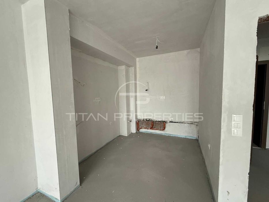 Продава се Двустаен апартамент в Пловдив, Христо Смирненски - 75 кв.м за 1534 €/кв.м - Снимка #1