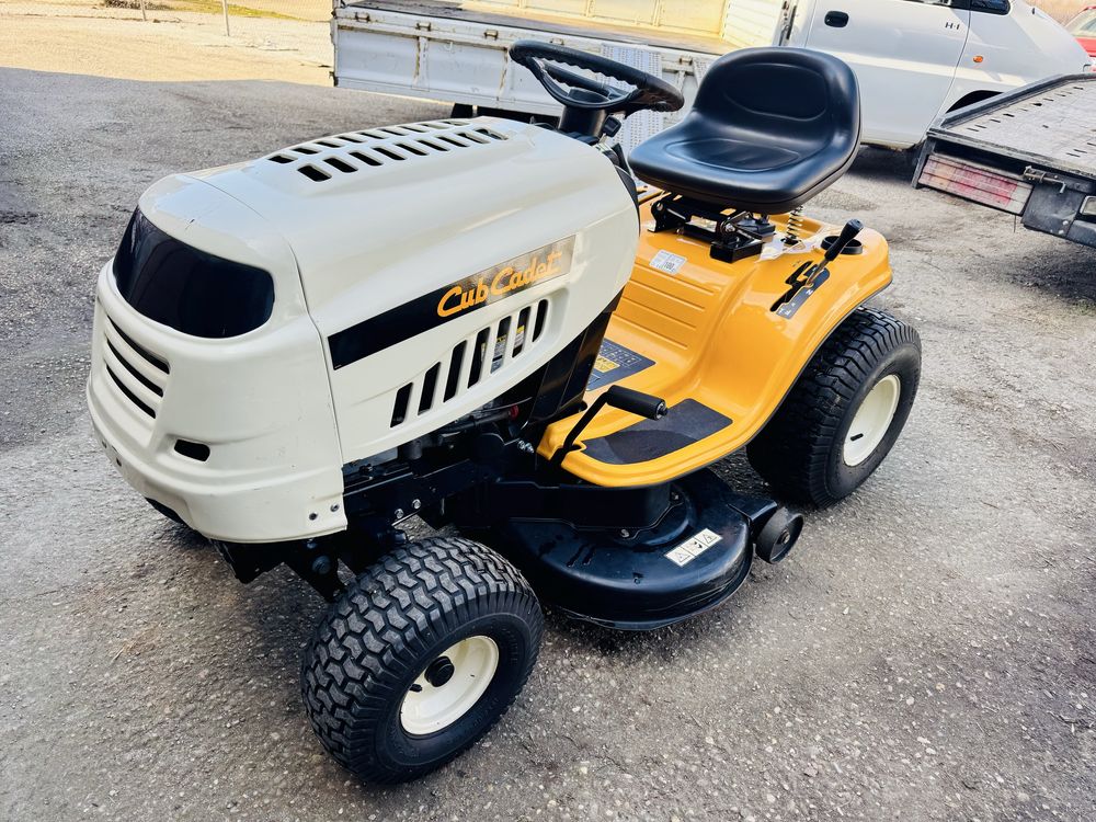 Като Нова Тракторна косачка Cub Cadet CC 513 HF 13к.с. Нов Внос