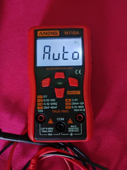 Controler solar , multimetrul