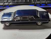 Masinuta vintage Lincoln Continental 1967