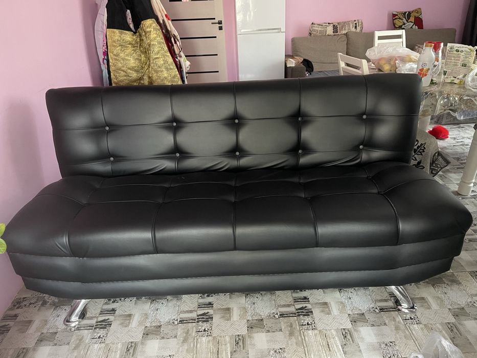 Продам диван кожзам