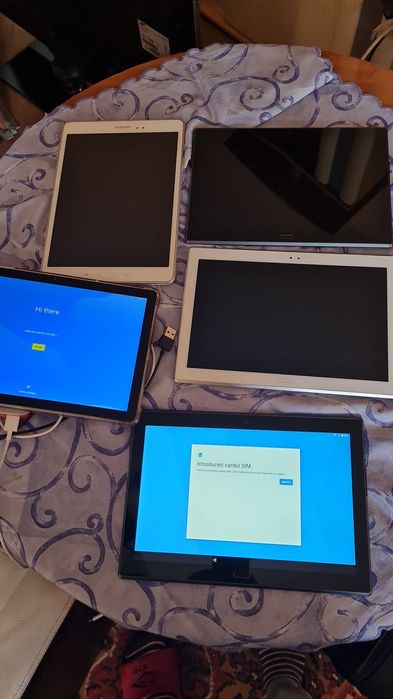 Vând tableta Lenovo