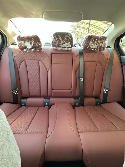 BMW i3 35L eDrive 2025 yangi