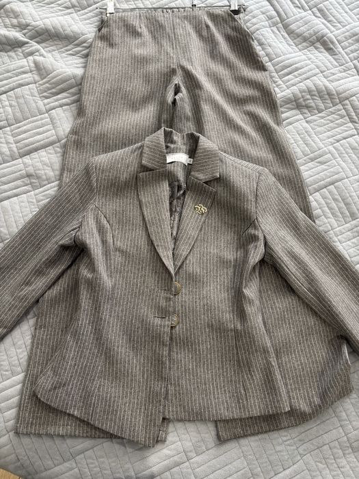 Продам костюм двойка