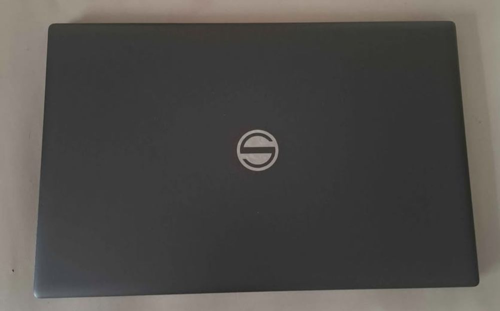 Vând laptop sgin M17