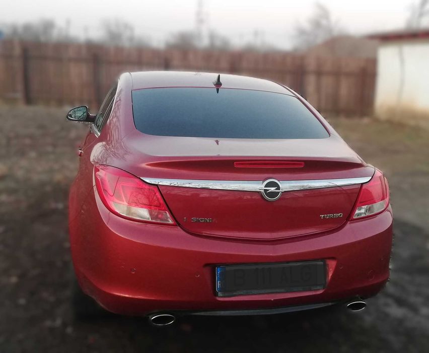 Insignia 1,6 Turbo, 180 cp, 140.000 km reali, faruri bi-xenon