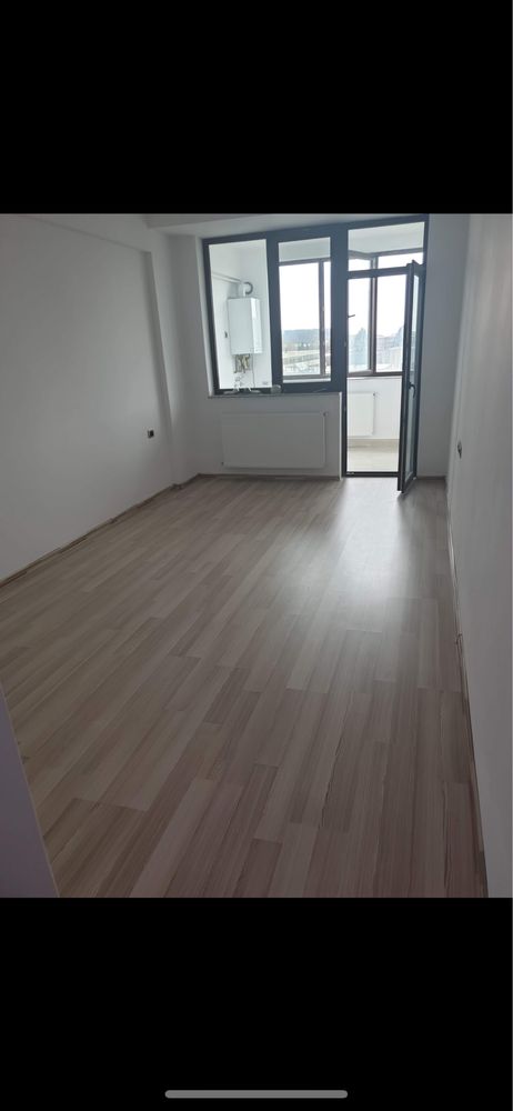 Apartament 3 camere decomandat Isaran