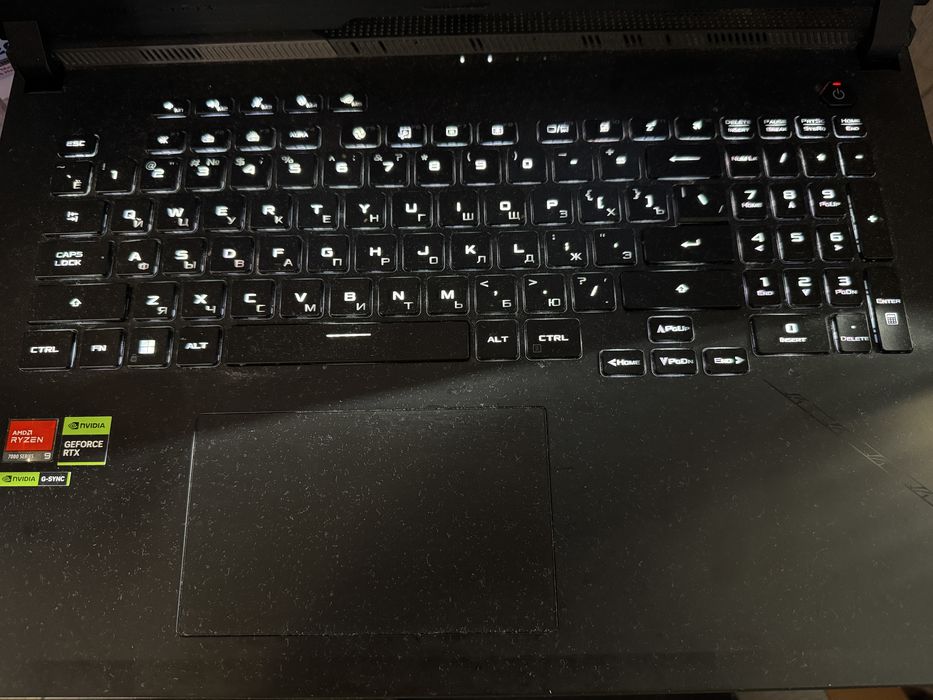 Ноутбук ASUS ROG Strix G733PZ