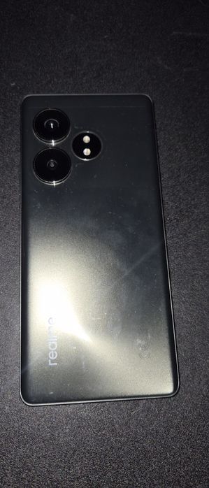 Vând Realme GT6T 8GB RAM,256 GB