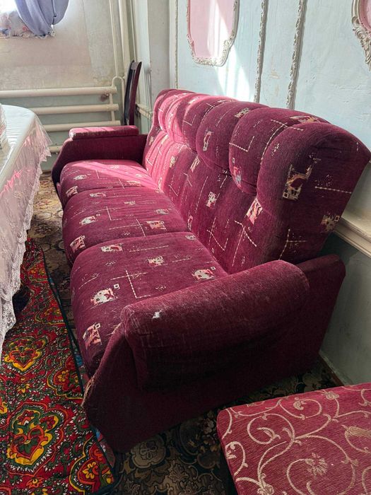 Divan Raskladnoy Sotiladi!