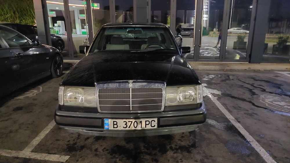 Mercedes 124 200