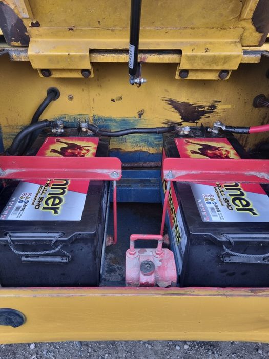 Vând Dumper HM 300-2