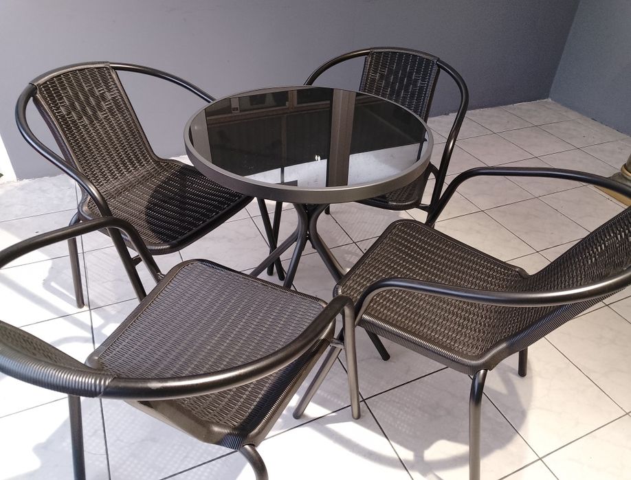 Set masa cu 4 scaune bistro