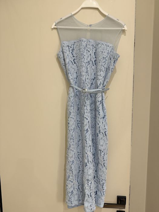 Платье кружевное