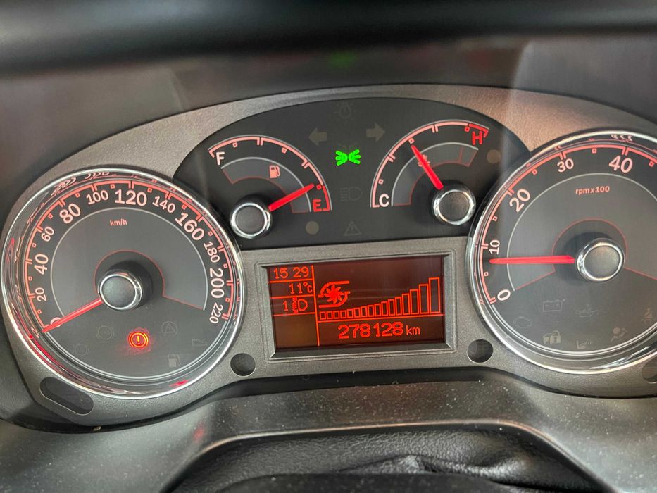 Fiat Linea 1.4 T-JET